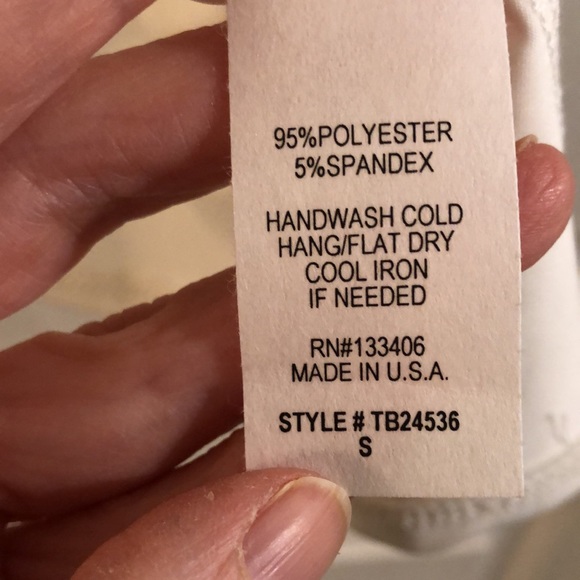 Gorgeous Charlotte Russe🎁Beaded Top - Picture 4 of 4